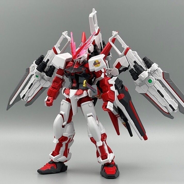 Frame Model Kit - 아스트레이 레드 프레임 건담 조립 모델